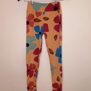 Lularoe Golden Yellow Floral Multicolor Buttery Smooth One Size Leggings